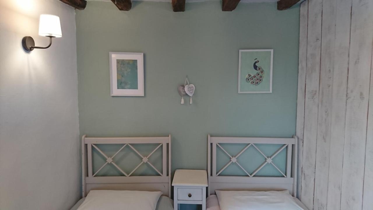 Vila L'Olivier Monts-sur-Guesnes Pokoj fotografie